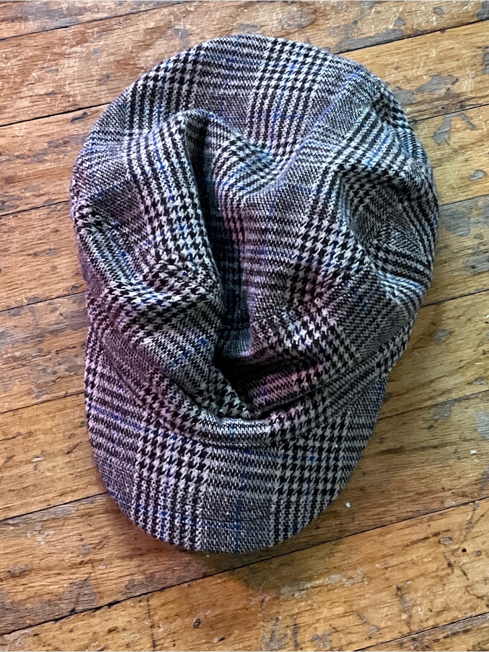 NWOT - Urban Outfitters - Brown Plaid Newsboy Cap - Unisex